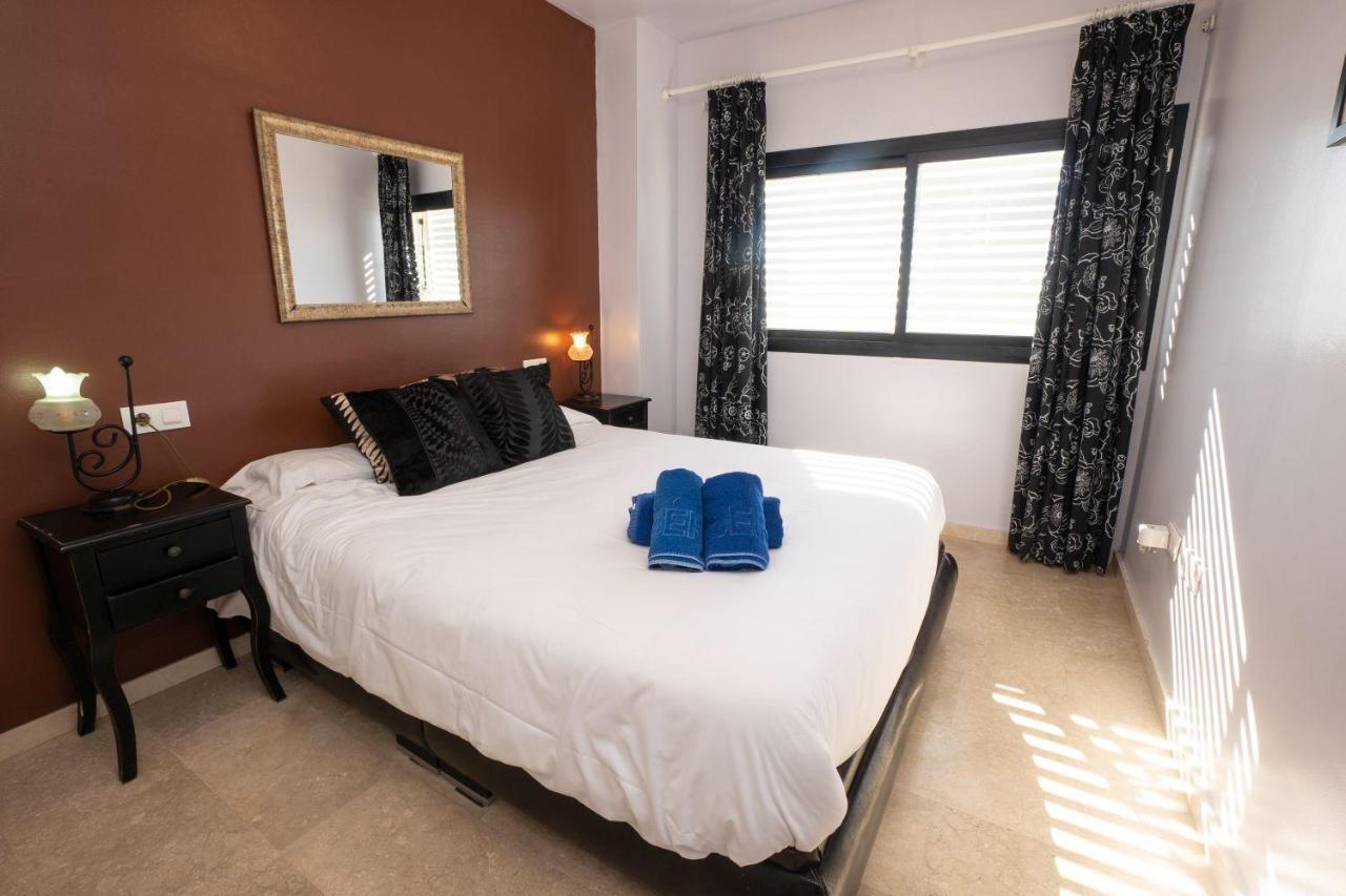Playa Del Salon 2C Menyber Apartment Nerja Bagian luar foto