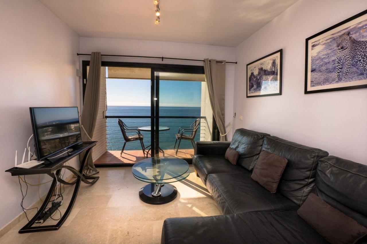 Playa Del Salon 2C Menyber Apartment Nerja Bagian luar foto