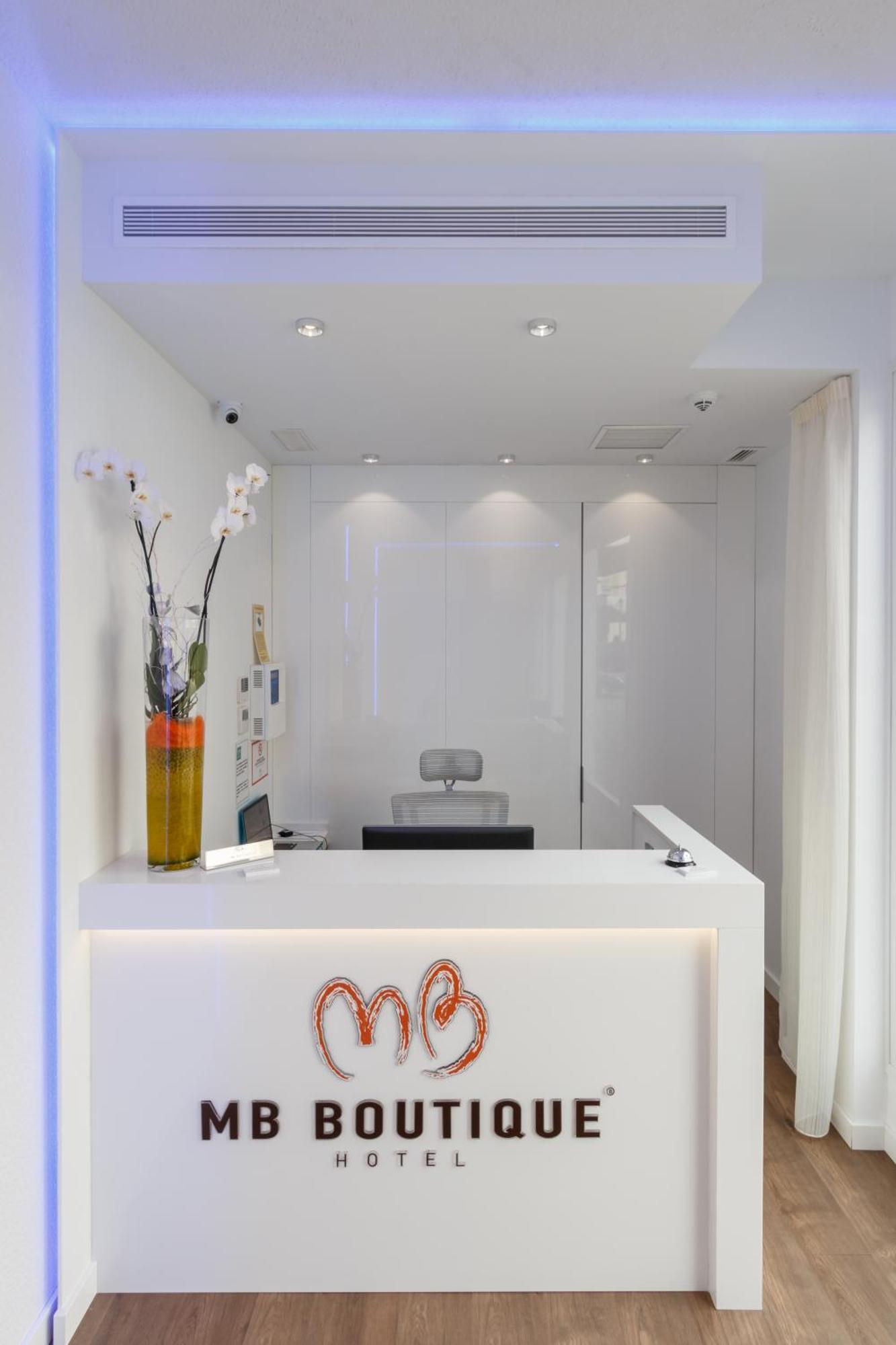 Playa Del Salon 2C Menyber Apartment Nerja Bagian luar foto
